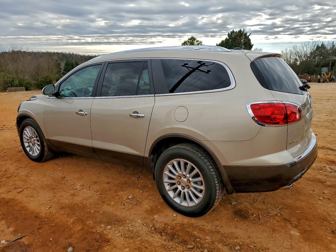 2011 BUICK ENCLAVE CXL photo 2