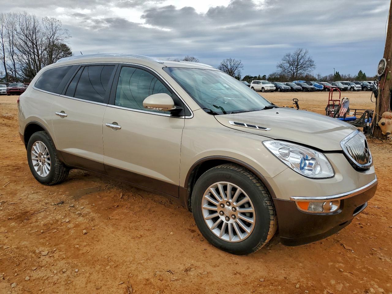 2011 BUICK ENCLAVE CXL photo 4