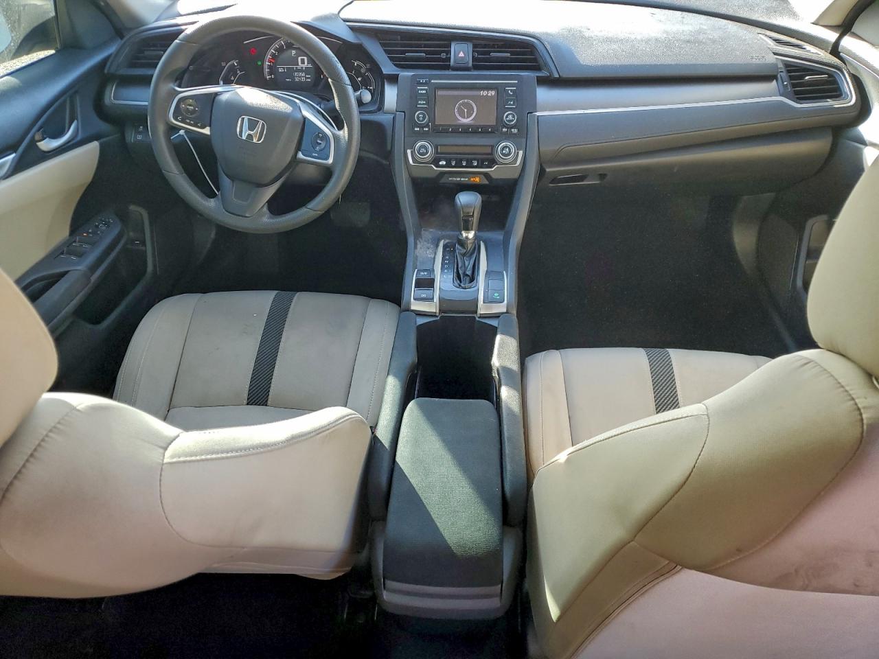 2016 HONDA CIVIC LX photo 8