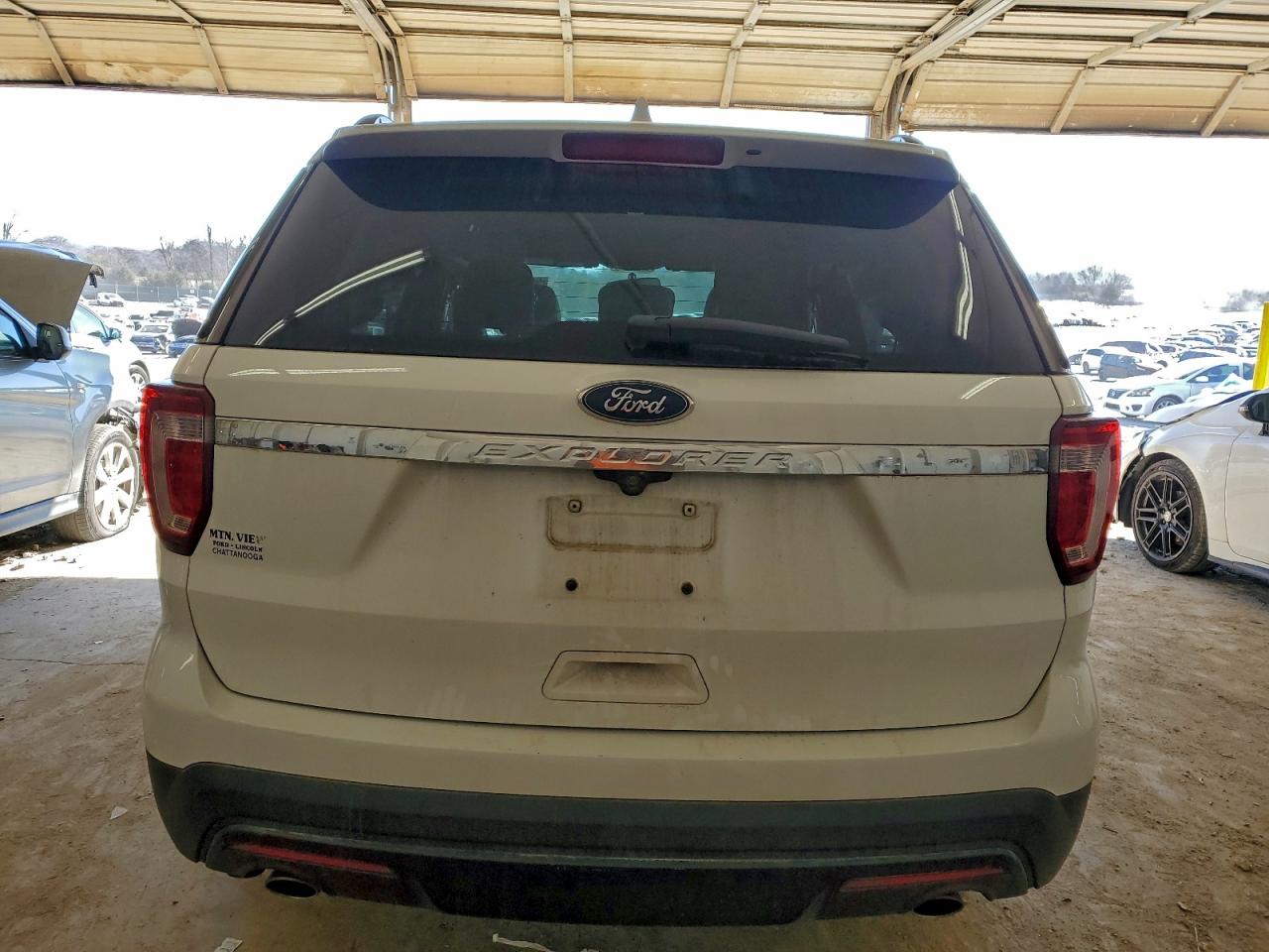 2017 FORD EXPLORER photo 6