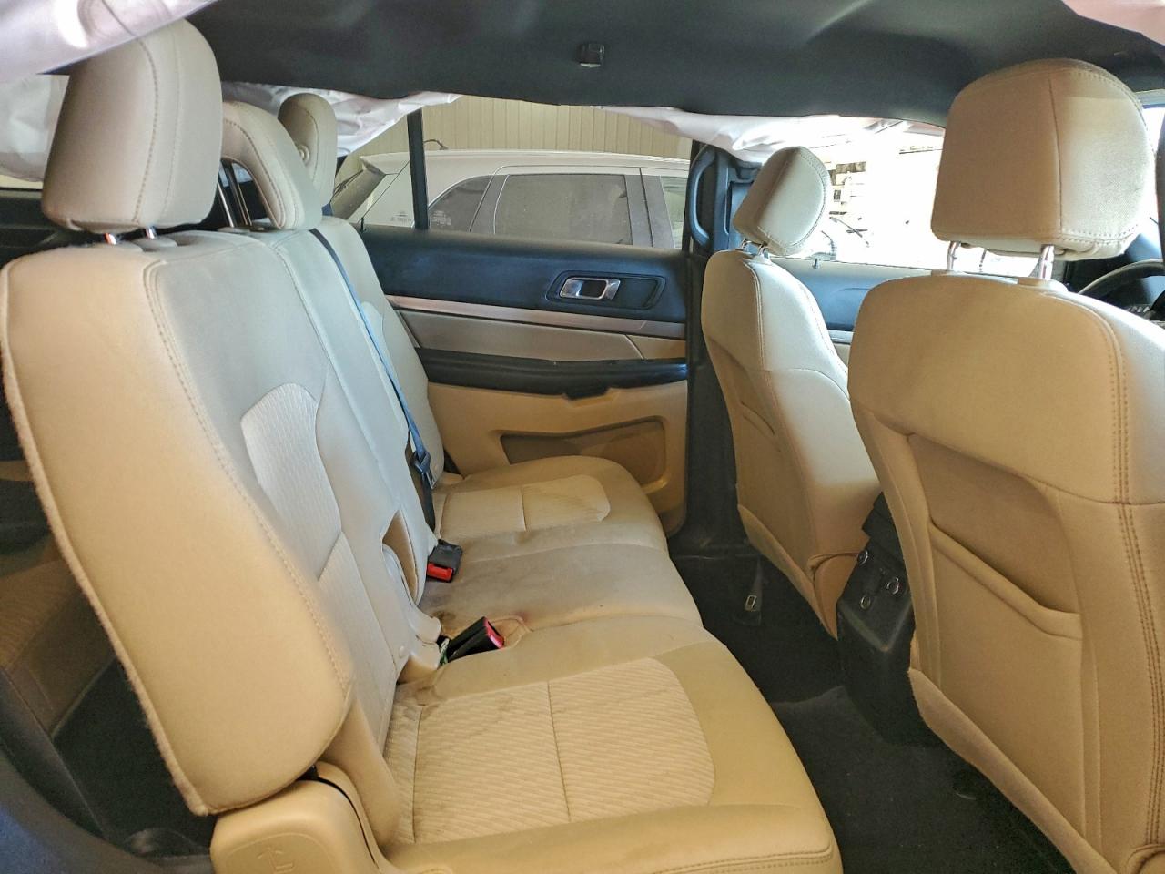 2017 FORD EXPLORER photo 11