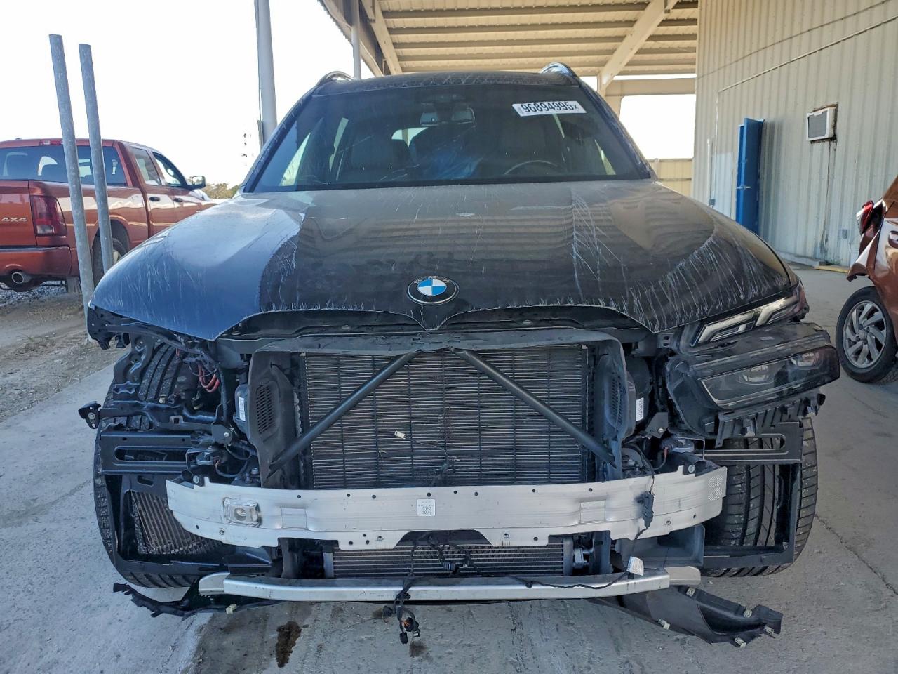 2024 BMW X7 M60I photo 9