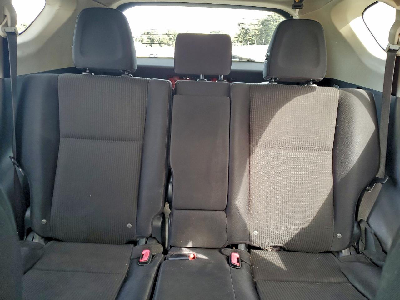 2015 TOYOTA RAV4 LE photo 19