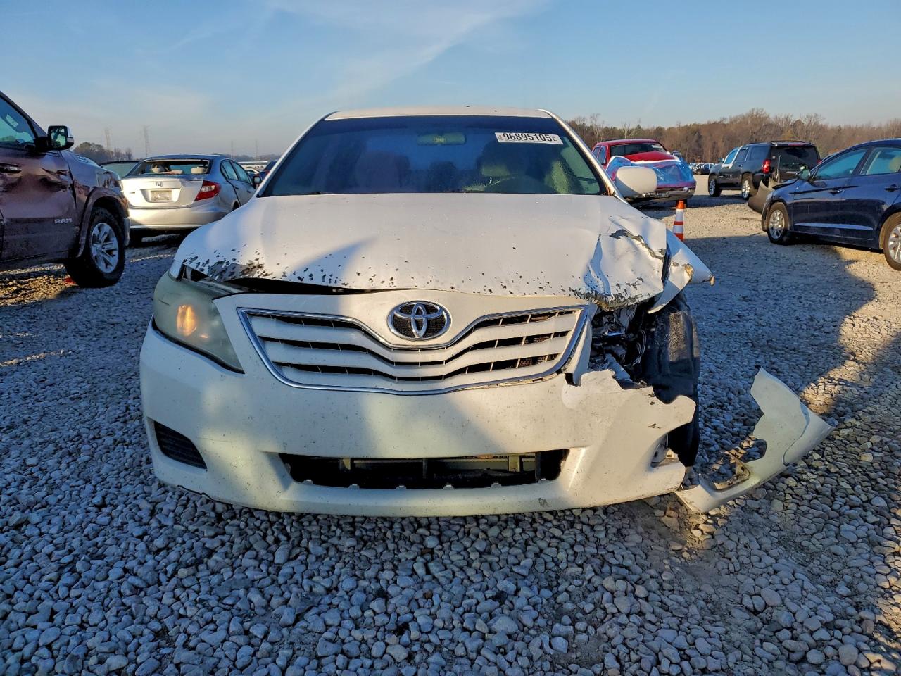 2011 TOYOTA CAMRY BASE photo 9
