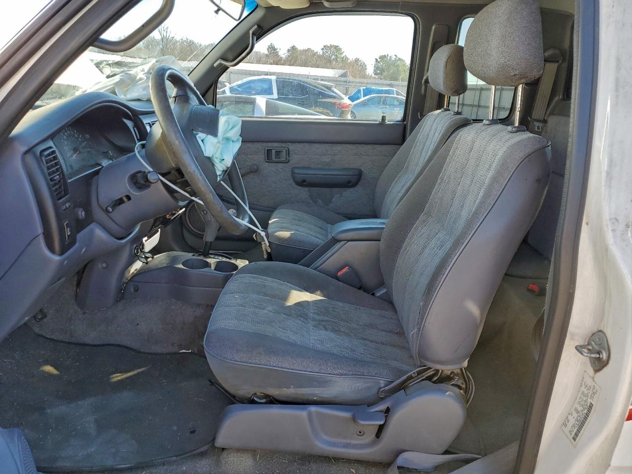 1999 TOYOTA TACOMA XTRACAB PRERUNNER photo 13