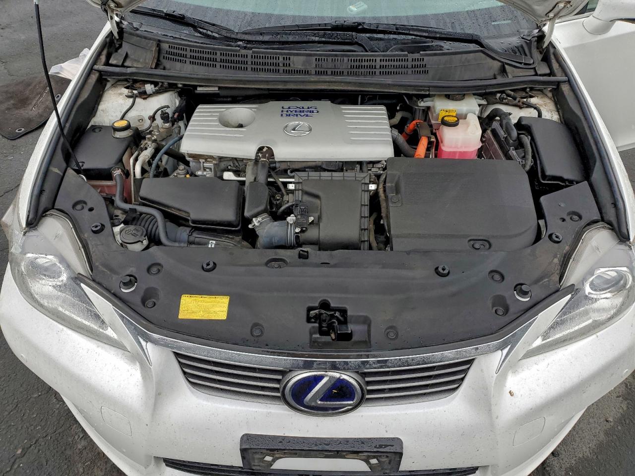 2013 LEXUS CT 200 photo 12
