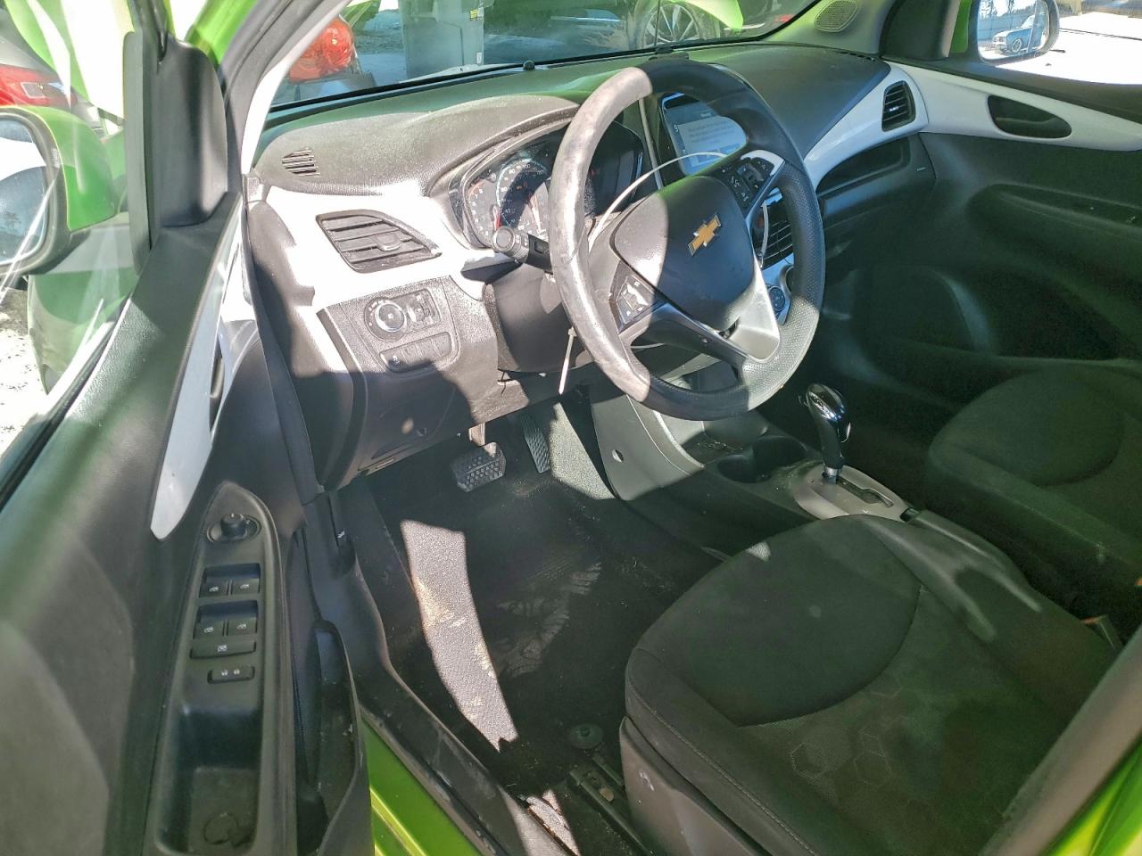 2016 CHEVROLET SPARK 1LT photo 22