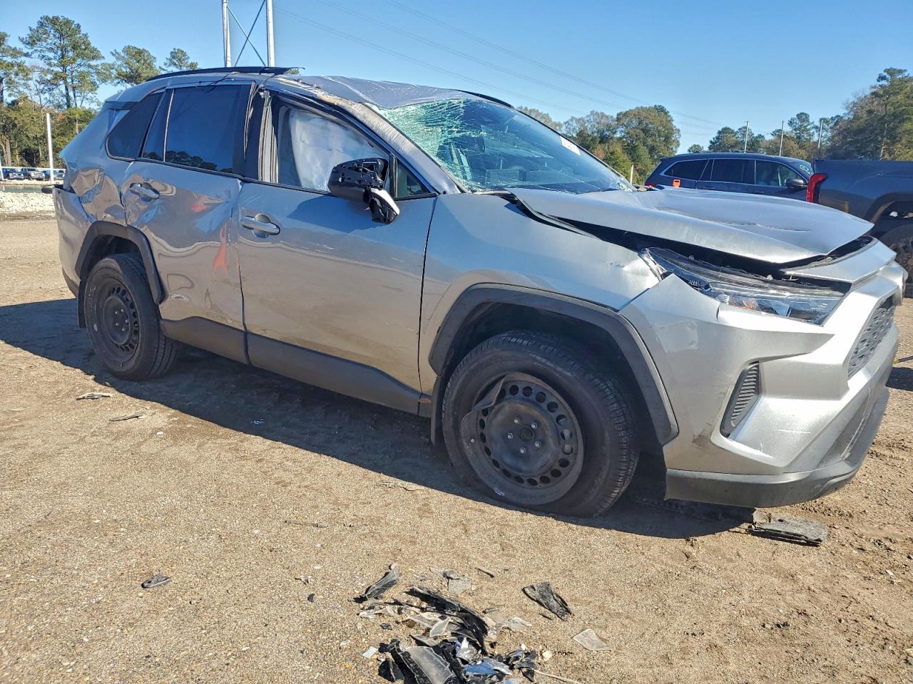 2019 TOYOTA RAV4 LE photo 7