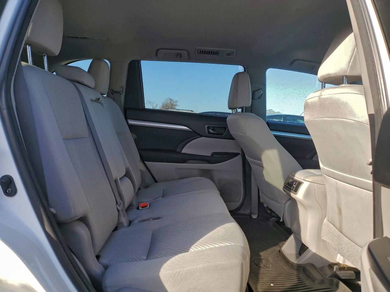 2017 TOYOTA HIGHLANDER HYBRID photo 11