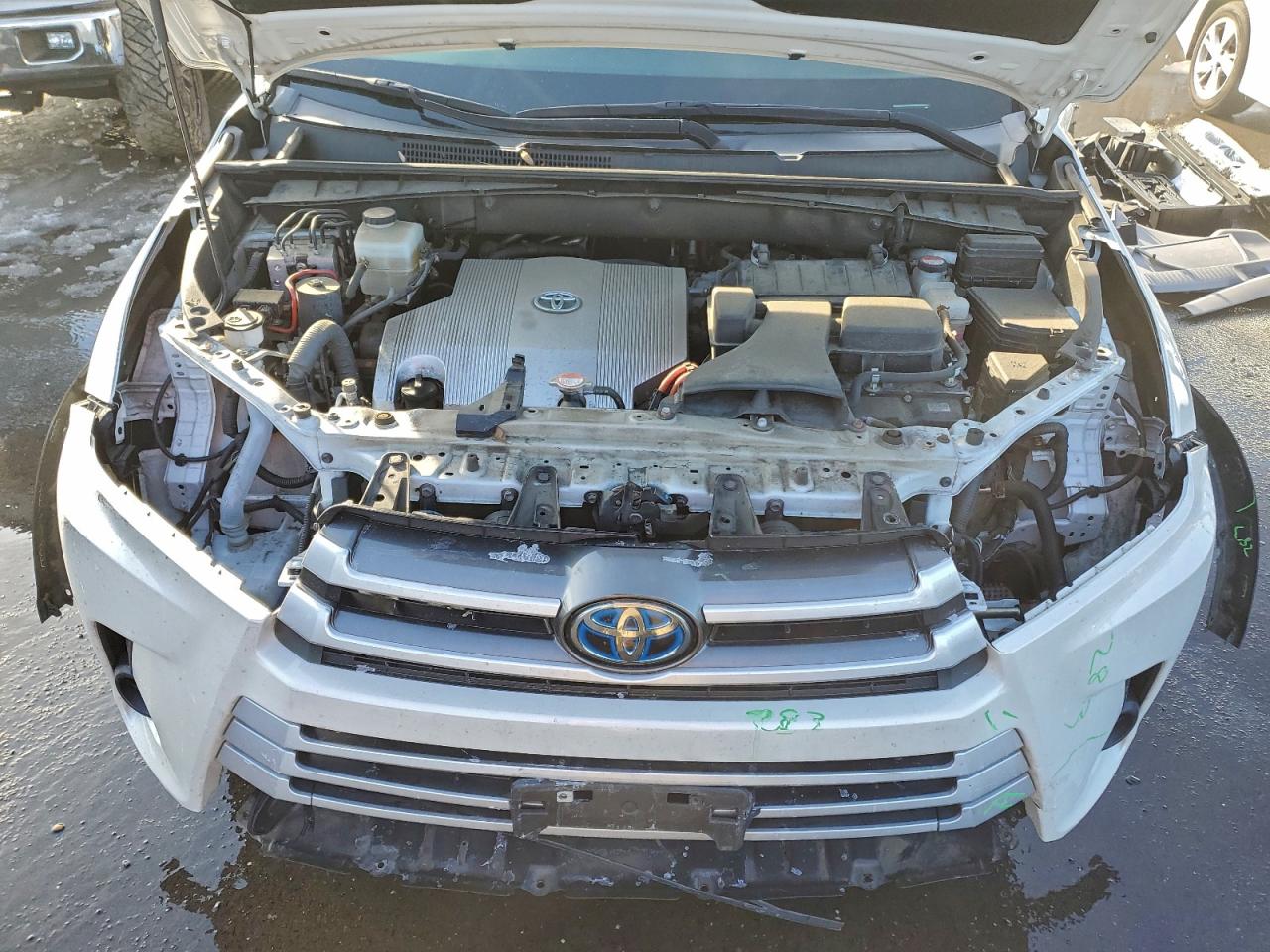 2017 TOYOTA HIGHLANDER HYBRID photo 12
