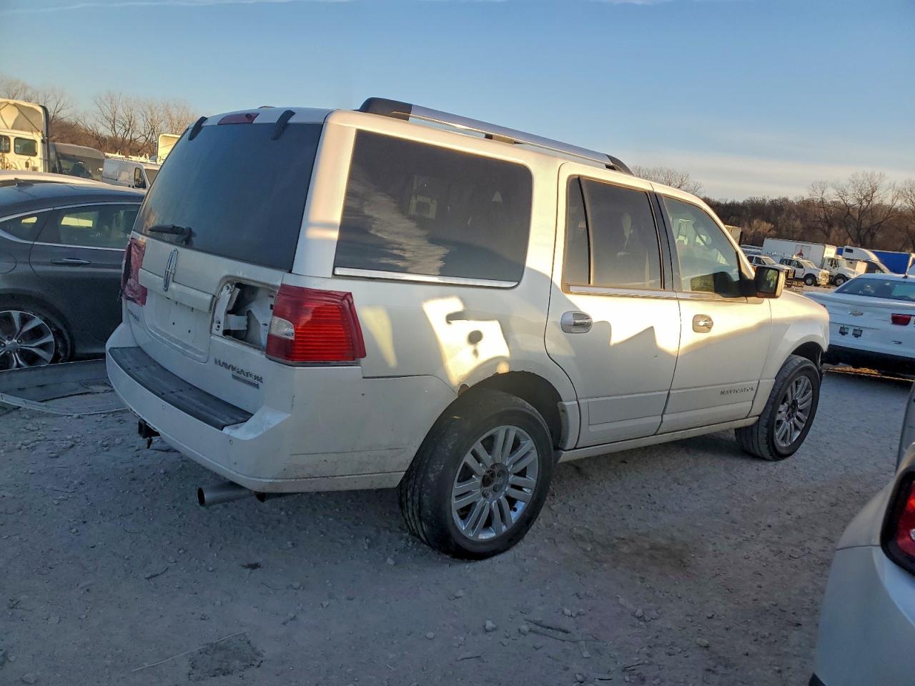 2009 LINCOLN NAVIGATOR photo 3