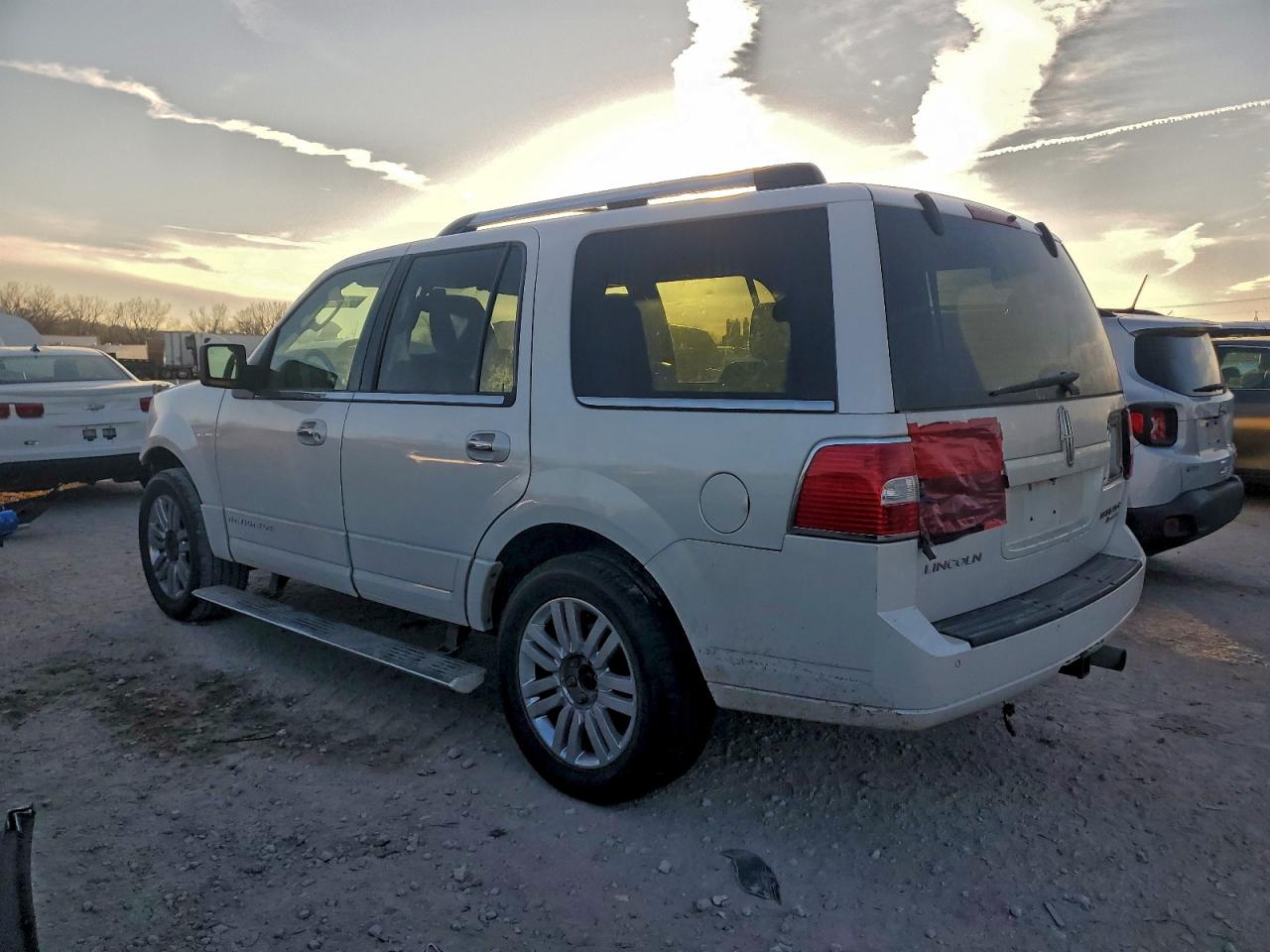2009 LINCOLN NAVIGATOR photo 2