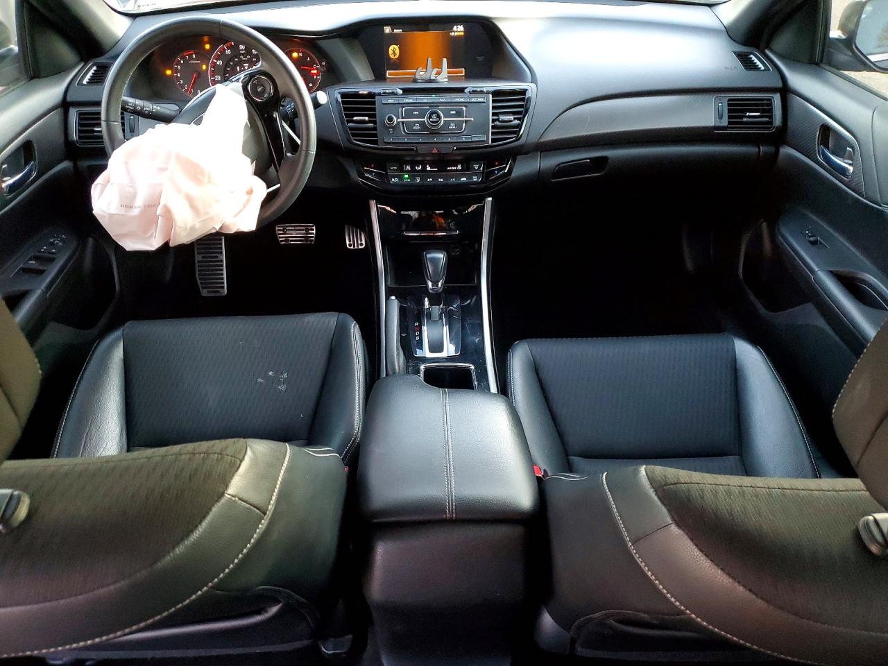 2016 HONDA ACCORD SPORT photo 15