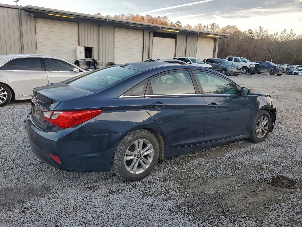 2014 HYUNDAI SONATA GLS photo 3