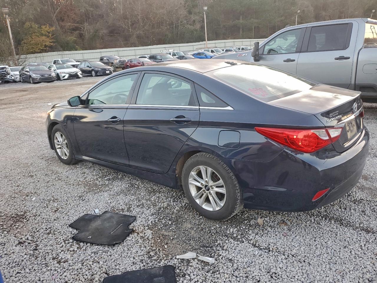 2014 HYUNDAI SONATA GLS photo 2
