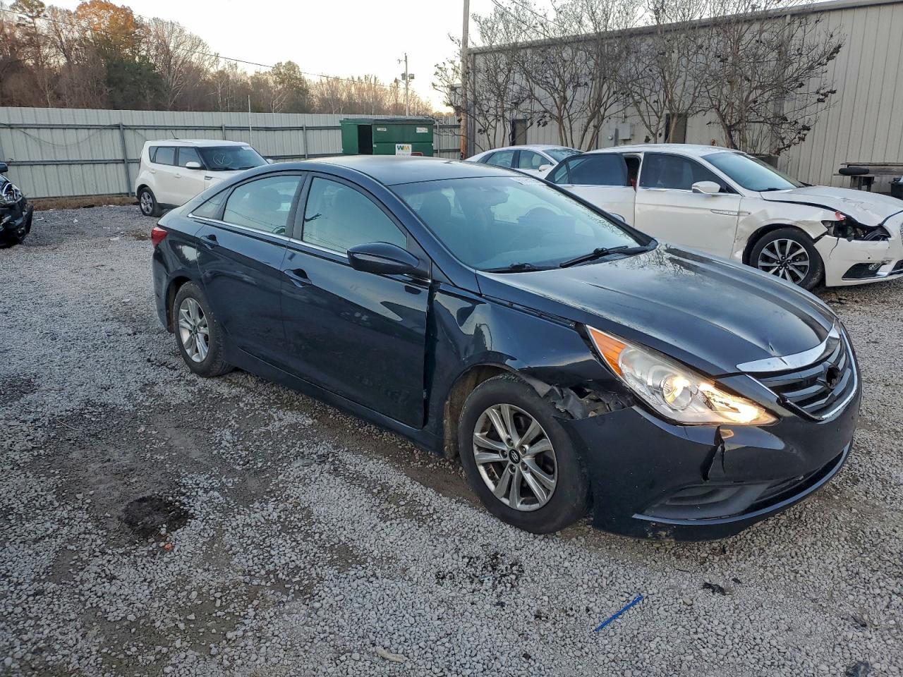 2014 HYUNDAI SONATA GLS photo 4