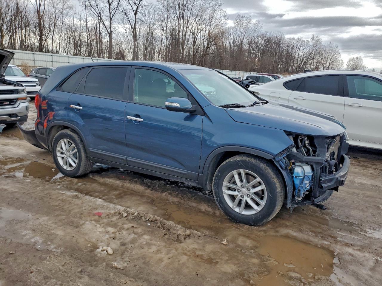 2015 KIA SORENTO LX photo 7