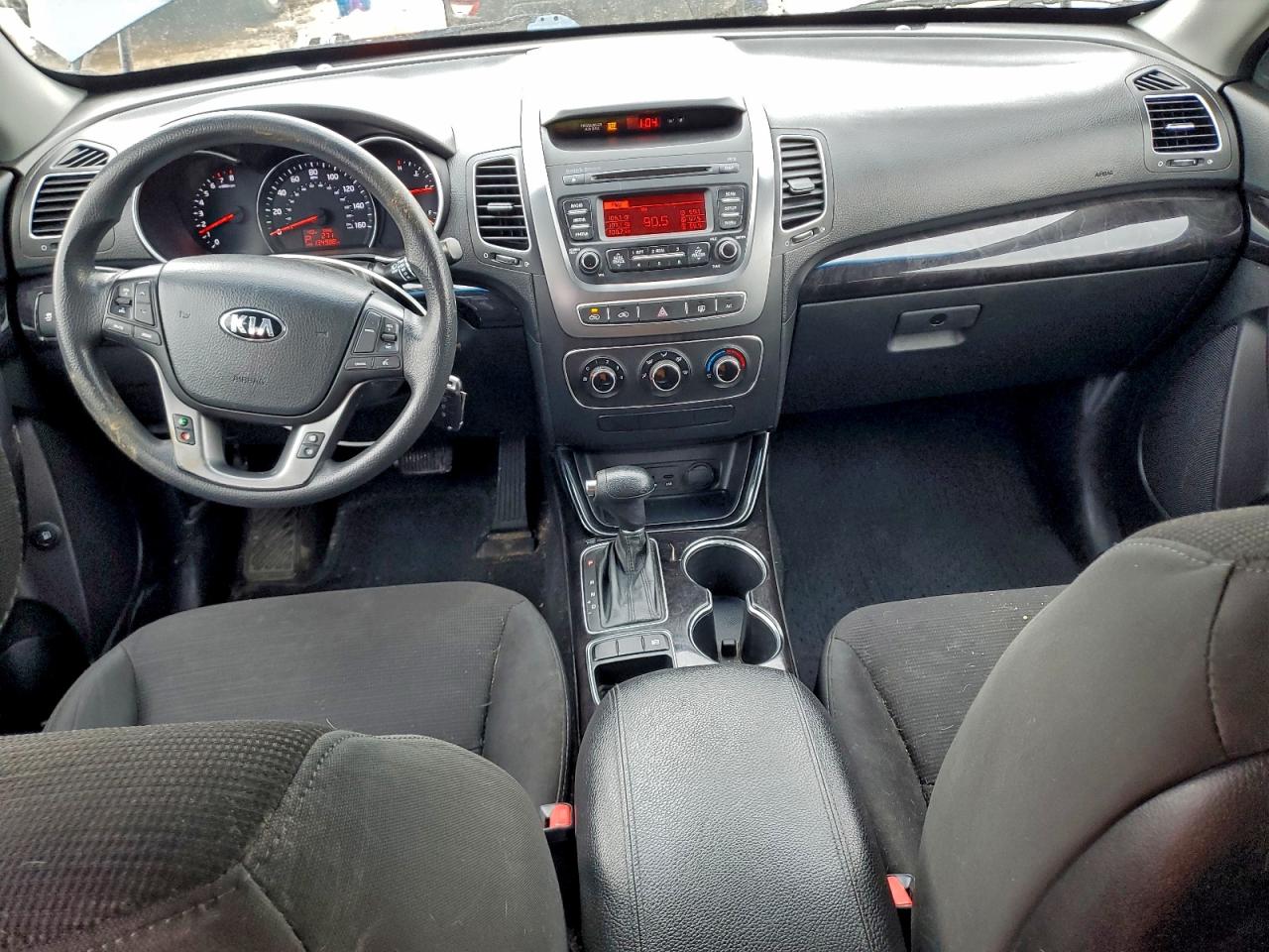 2015 KIA SORENTO LX photo 15