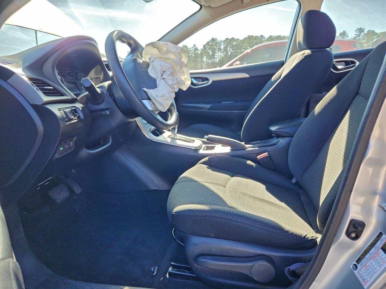 2013 NISSAN SENTRA S photo 13