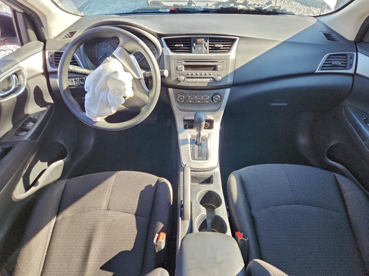 2013 NISSAN SENTRA S photo 15