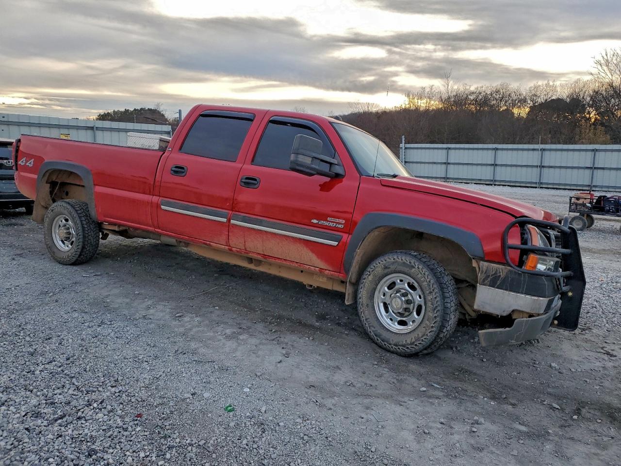 2005 CHEVROLET SILVERADO K2500 HEAVY DUTY photo 4
