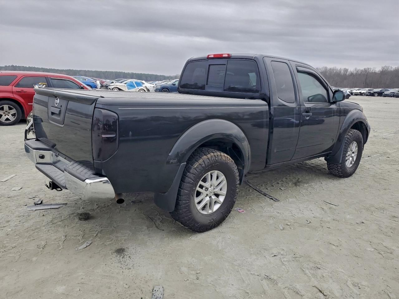 2017 NISSAN FRONTIER S photo 3