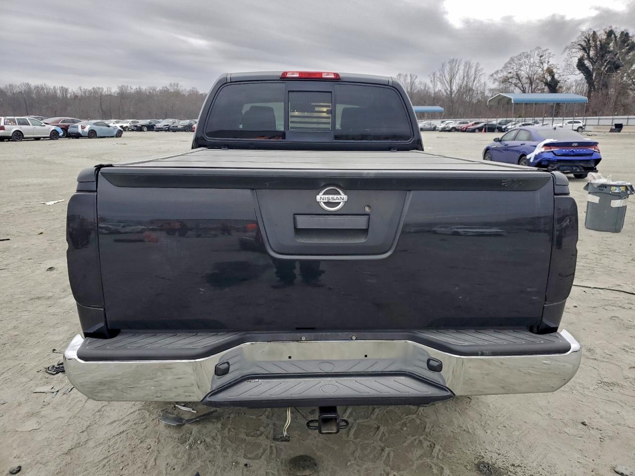2017 NISSAN FRONTIER S photo 6
