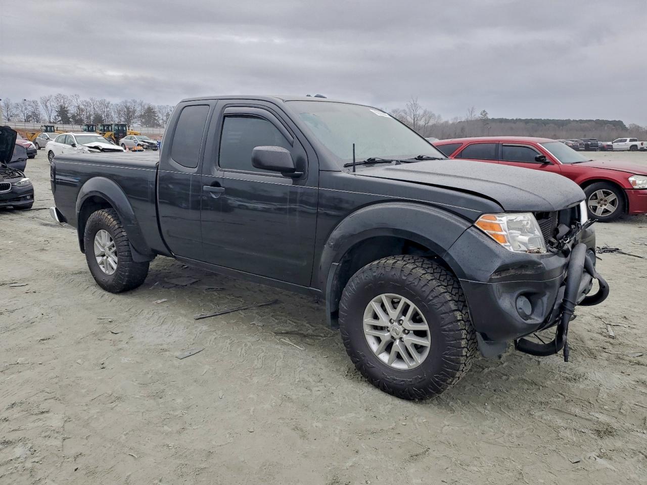 2017 NISSAN FRONTIER S photo 4