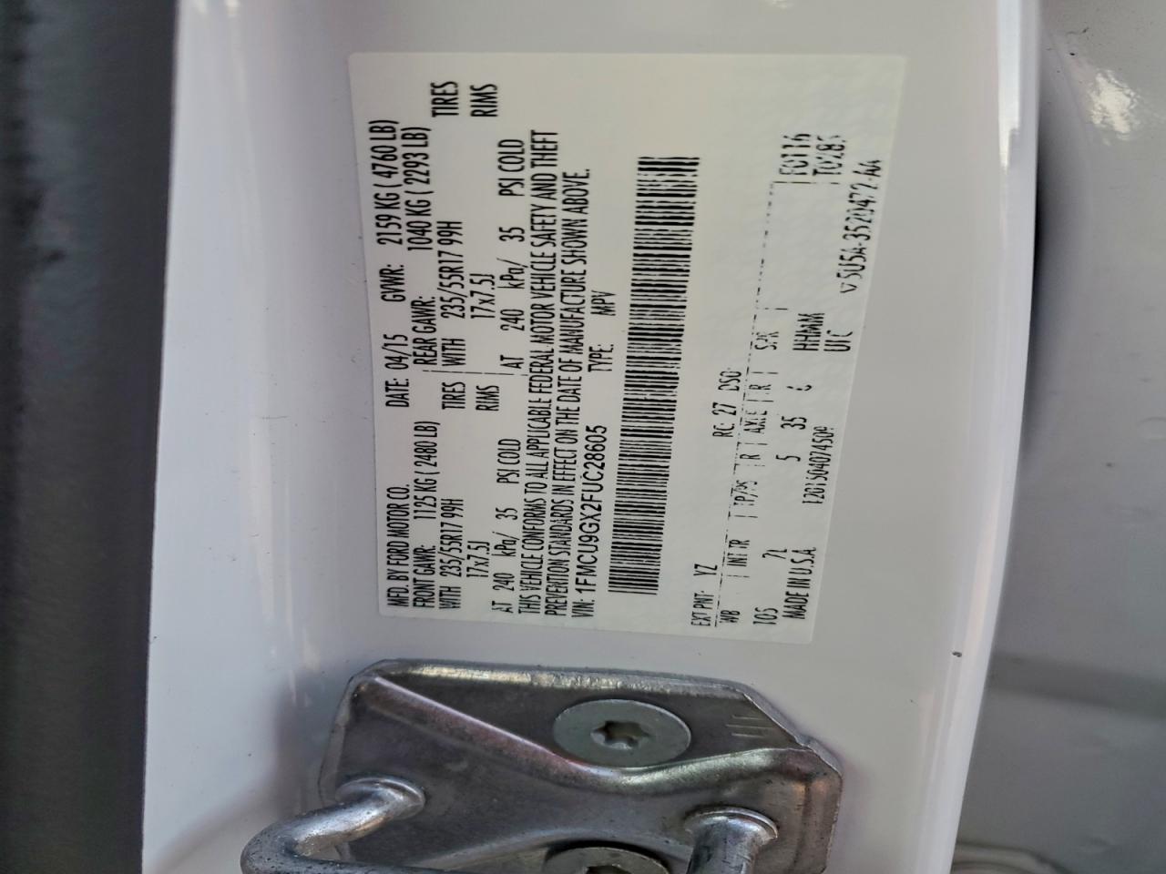 2015 FORD ESCAPE SE photo 25