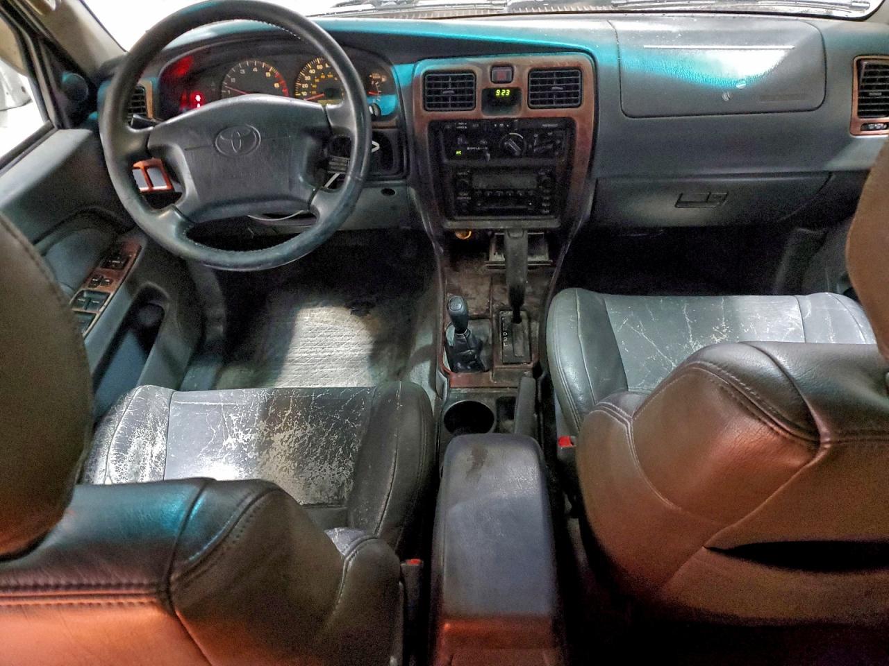 2000 TOYOTA 4RUNNER SR5 photo 15
