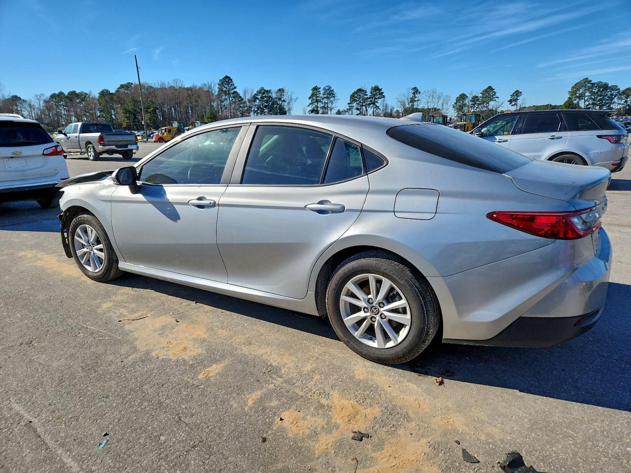 2025 TOYOTA CAMRY XSE photo 3