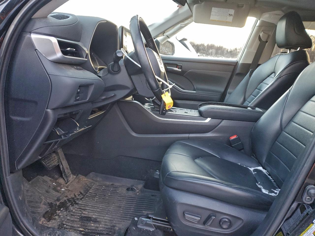 2022 TOYOTA HIGHLANDER HYBRID XLE photo 7
