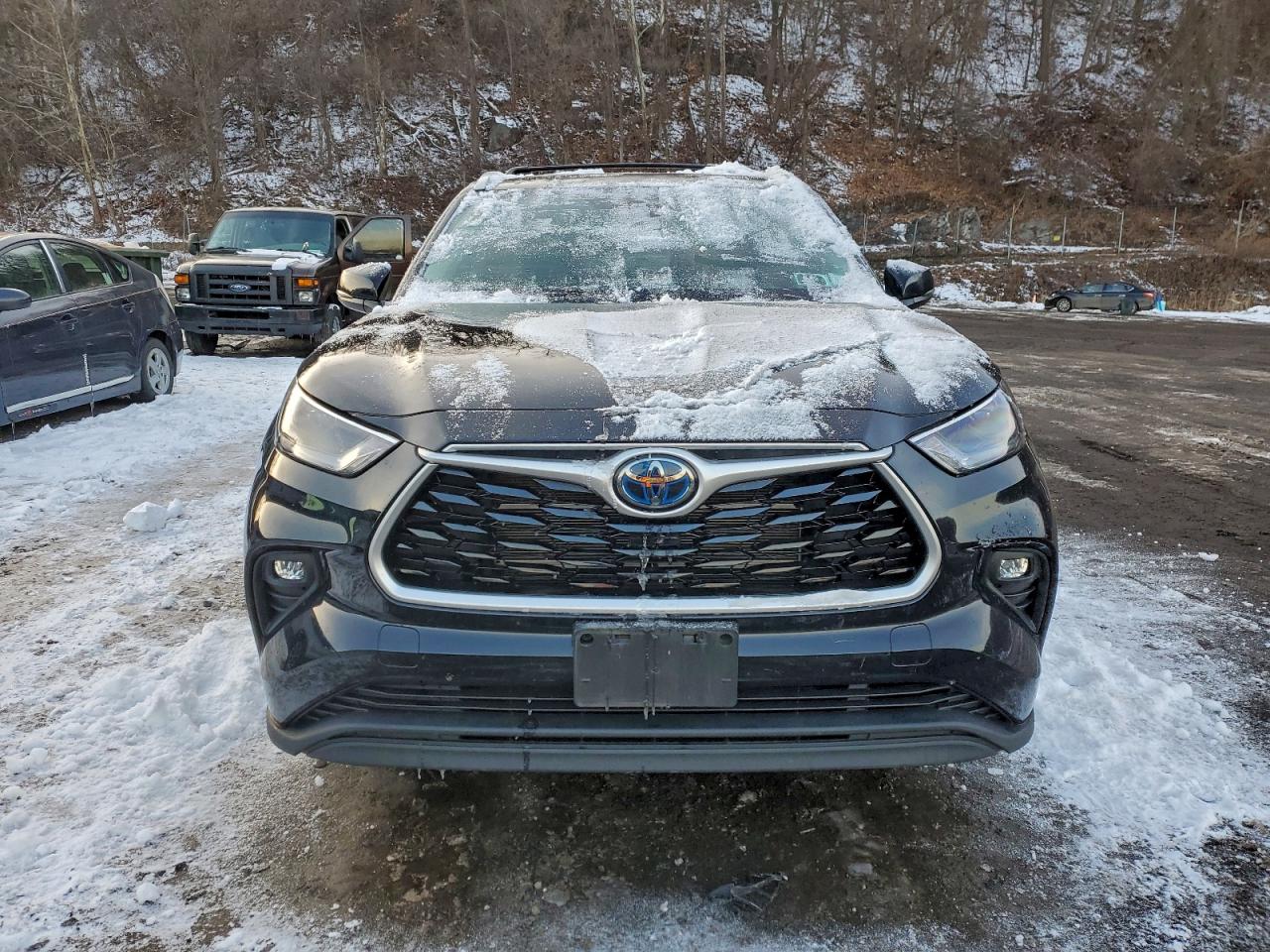 2022 TOYOTA HIGHLANDER HYBRID XLE photo 5