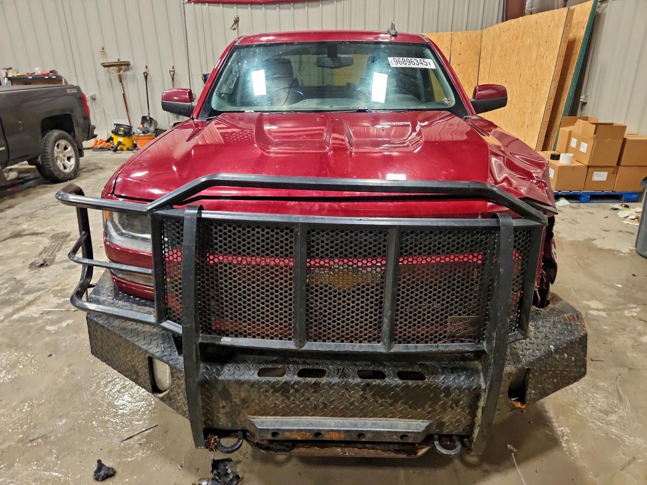 2018 CHEVROLET SILVERADO K1500 LT photo 5