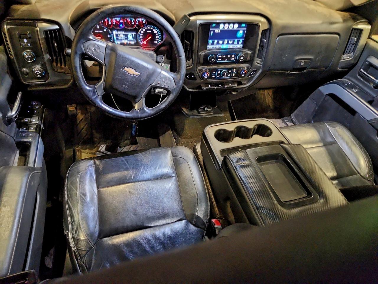 2018 CHEVROLET SILVERADO K1500 LT photo 8