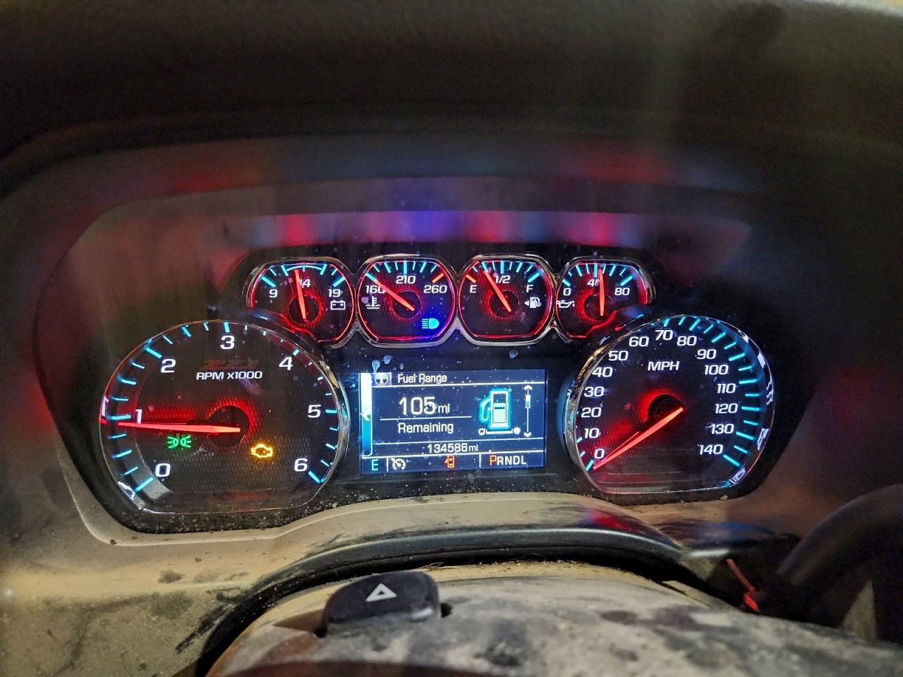 2018 CHEVROLET SILVERADO K1500 LT photo 9