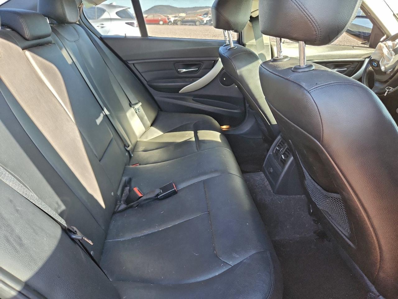 2014 BMW 320 I XDRIVE photo 10