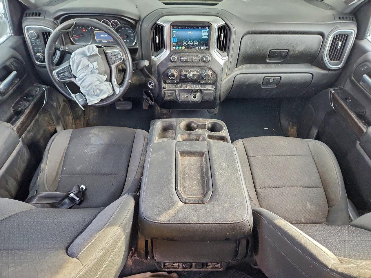 2021 CHEVROLET SILVERADO K1500 RST photo 15