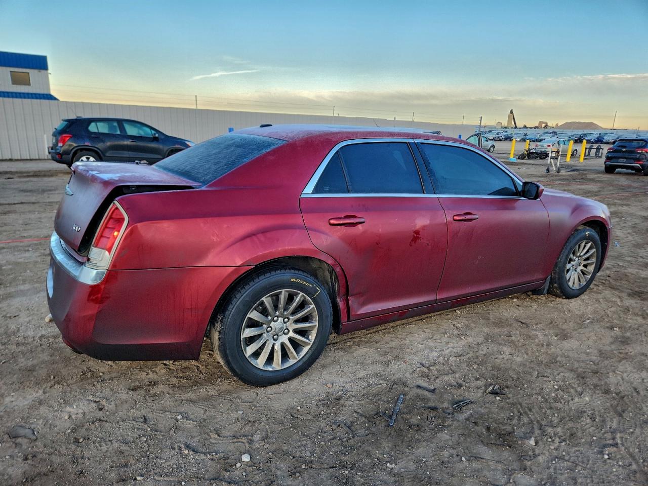 2014 CHRYSLER 300 photo 5
