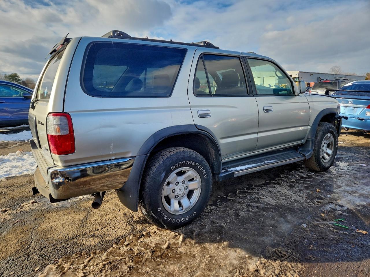 1999 TOYOTA 4RUNNER SR5 photo 3