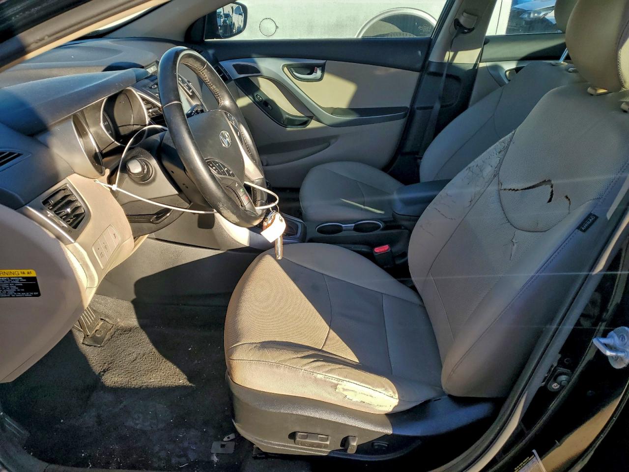 2014 HYUNDAI ELANTRA SE photo 7
