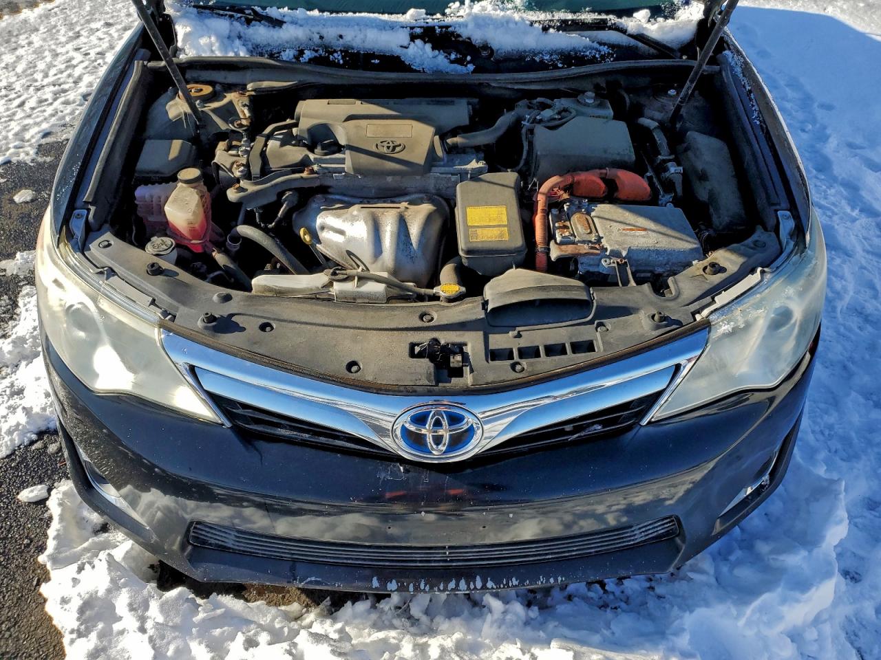 2014 TOYOTA CAMRY HYBRID photo 11