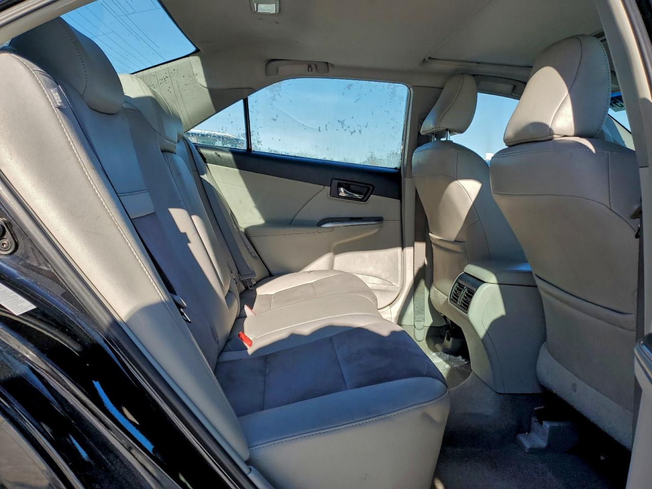 2014 TOYOTA CAMRY HYBRID photo 10