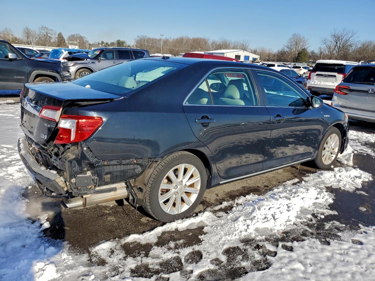 2014 TOYOTA CAMRY HYBRID photo 3