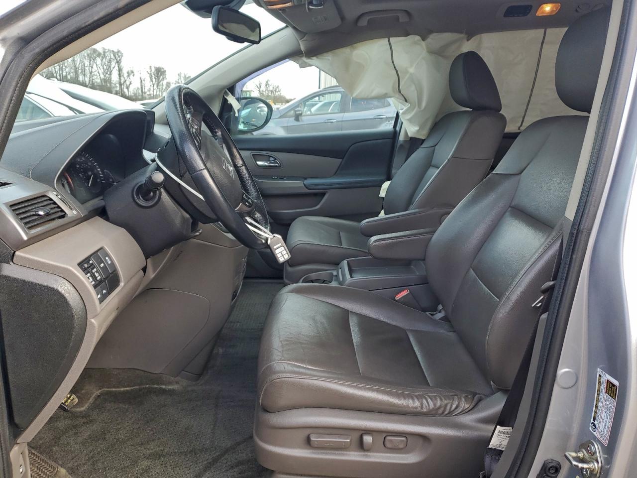 2016 HONDA ODYSSEY TOURING photo 7