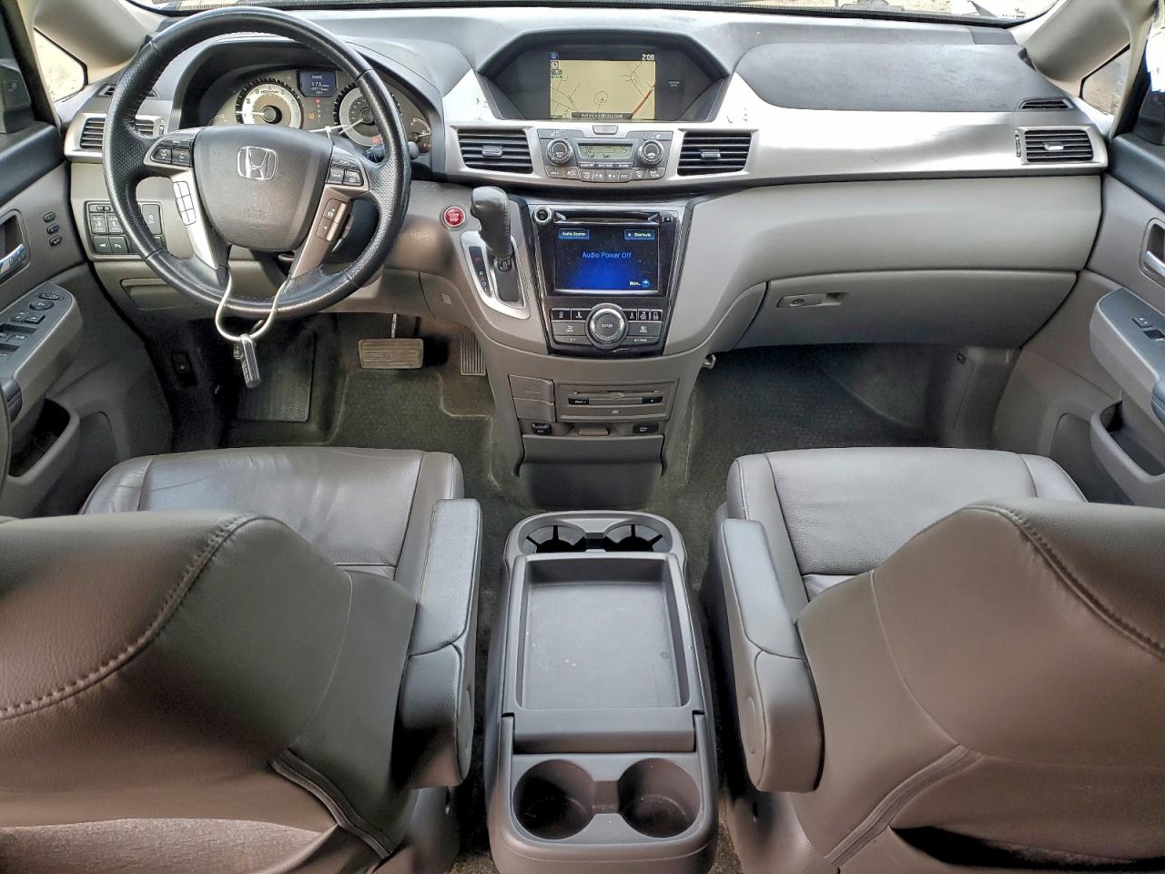 2016 HONDA ODYSSEY TOURING photo 8