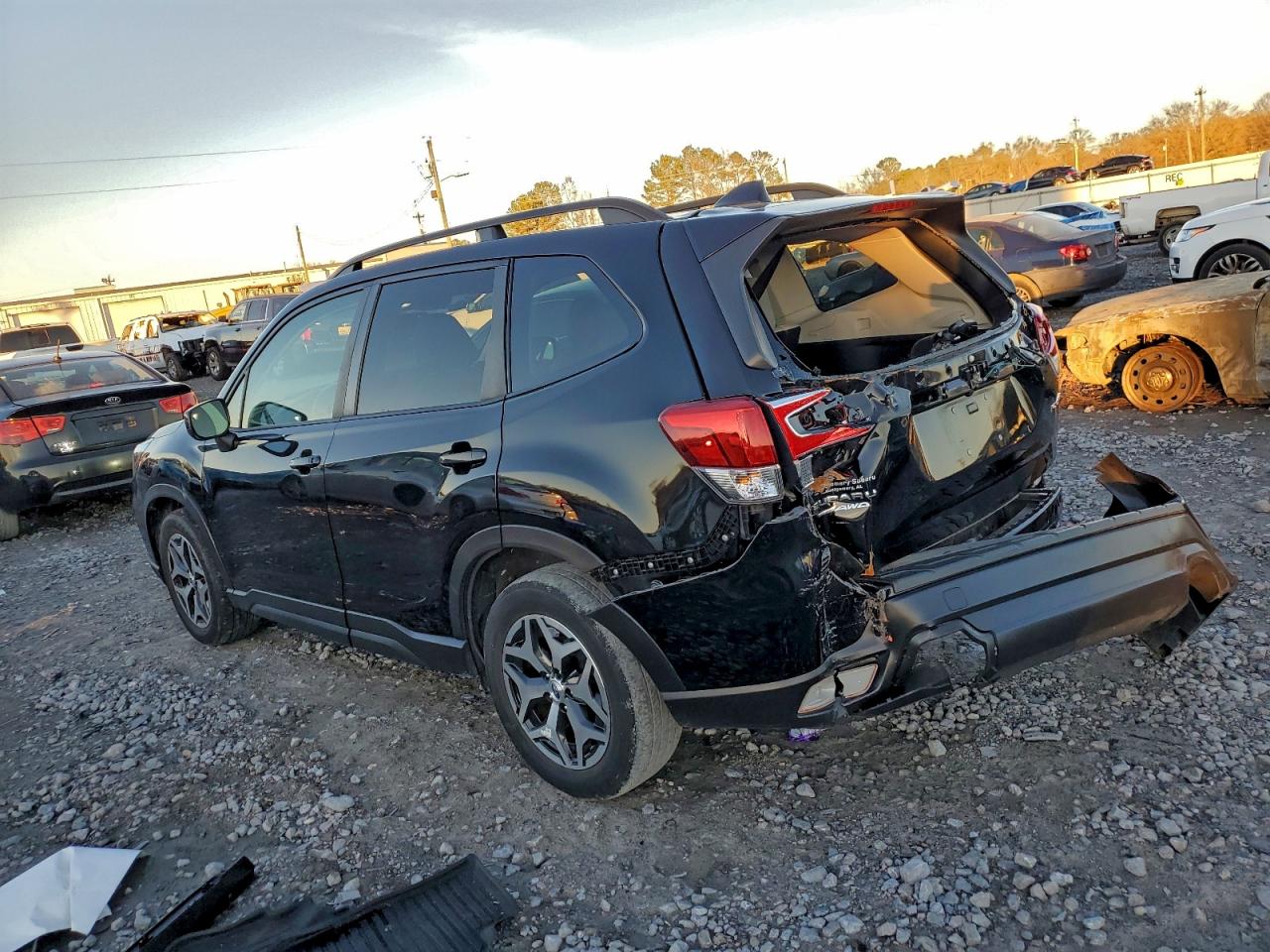 2021 SUBARU FORESTER PREMIUM photo 4