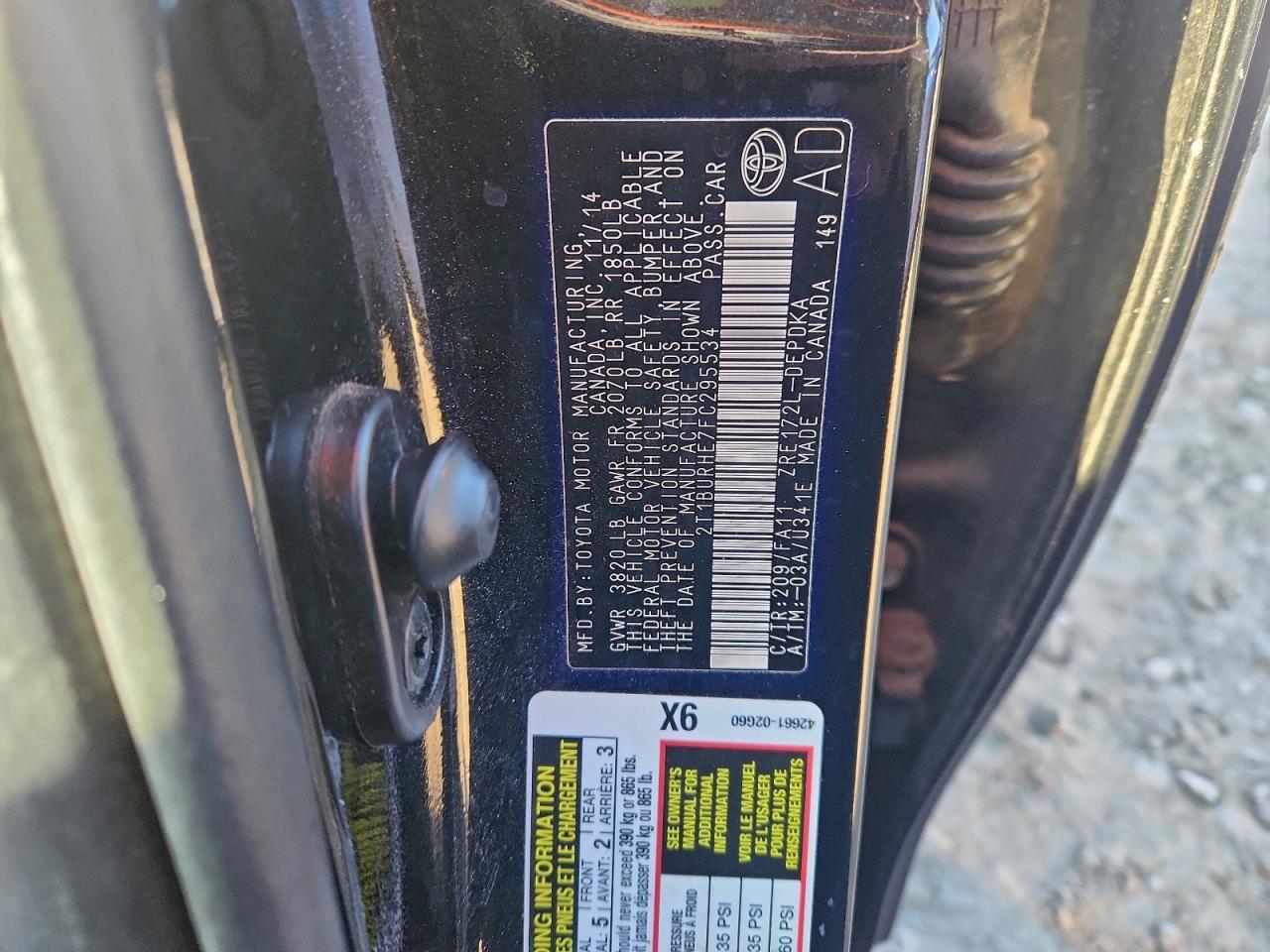 2015 TOYOTA COROLLA L photo 23