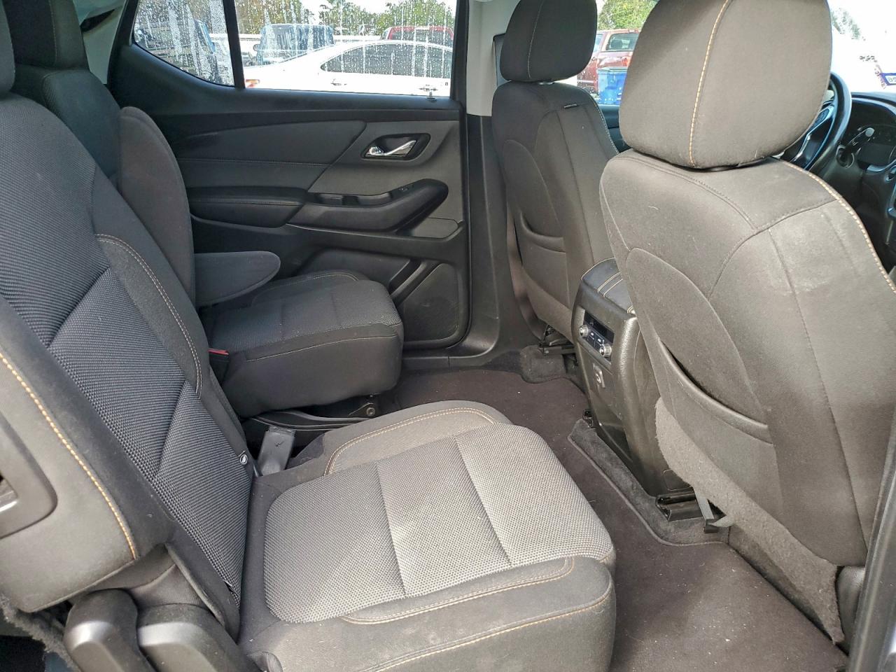 2020 CHEVROLET TRAVERSE LT photo 19