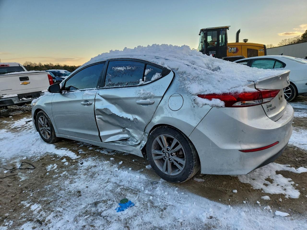 2018 HYUNDAI ELANTRA SEL photo 2